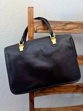 Stunning Vintage Susan Gail Dark Brown Leather Purse Gold Accents